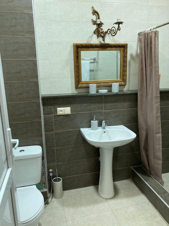 House Nag Apartment Kutaisi Bagian luar foto