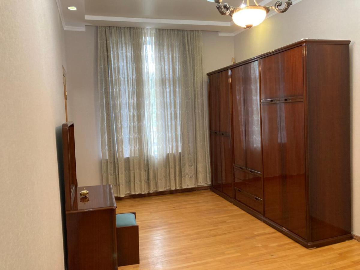 House Nag Apartment Kutaisi Bagian luar foto